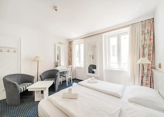 Hotel Self-check-in Adlon